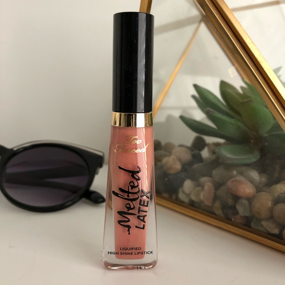 Too Faced melted Latex Liquid lipstick